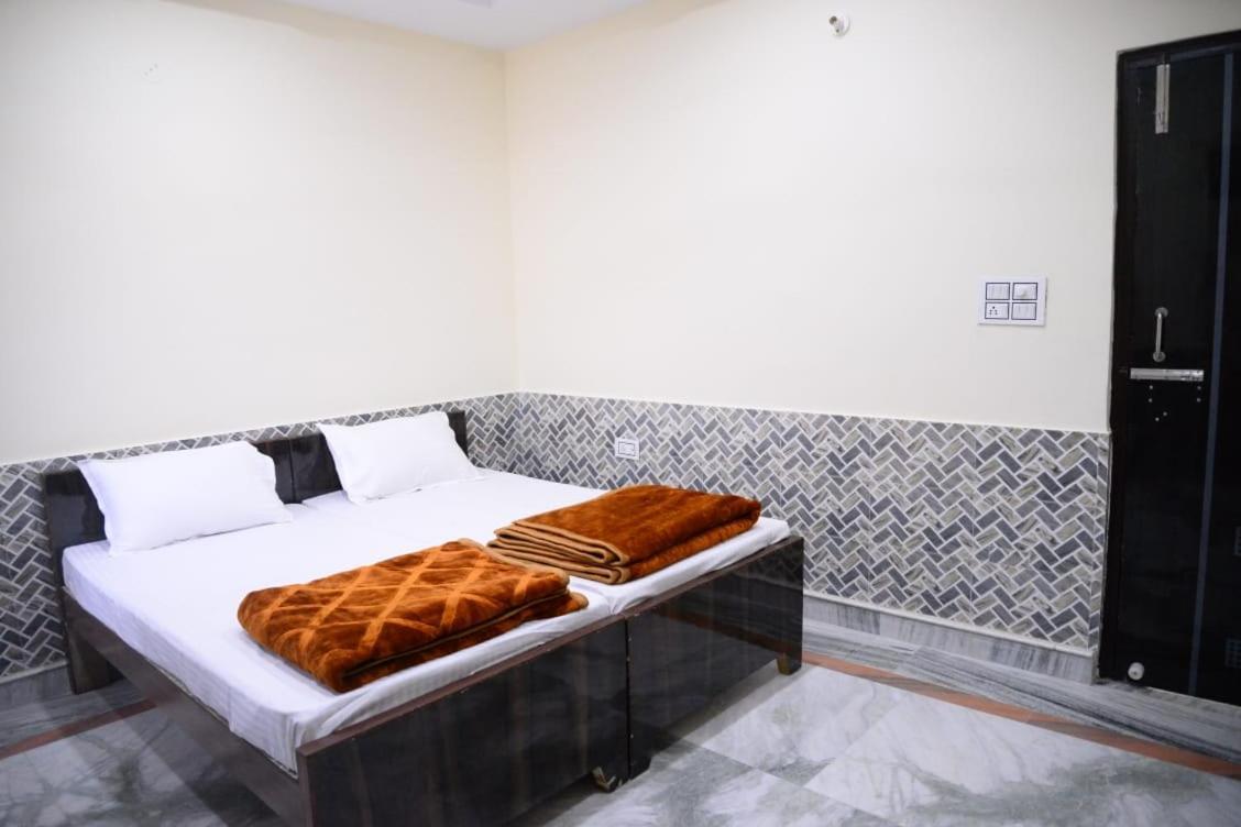 Hotel Mithila Kunj